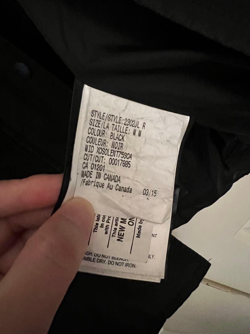 【国内正規品】カナダグース マッケンジー Mサイズ 毎年高級クリーニング済