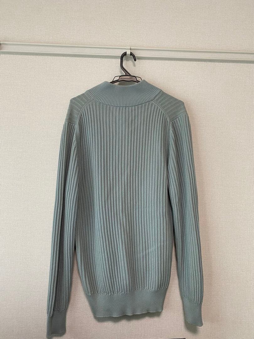 ニットカーディガン