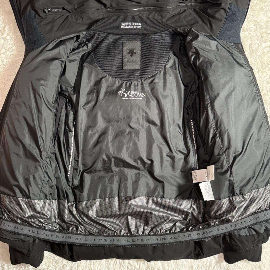 極美品 水沢ダウン DESCENTE ダウンジャケット マウンテニア ブラック