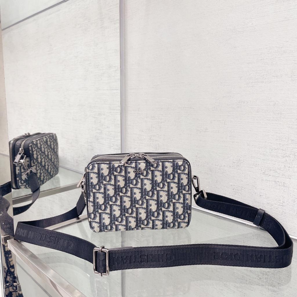 ダミエパターン ショルダーバッグ