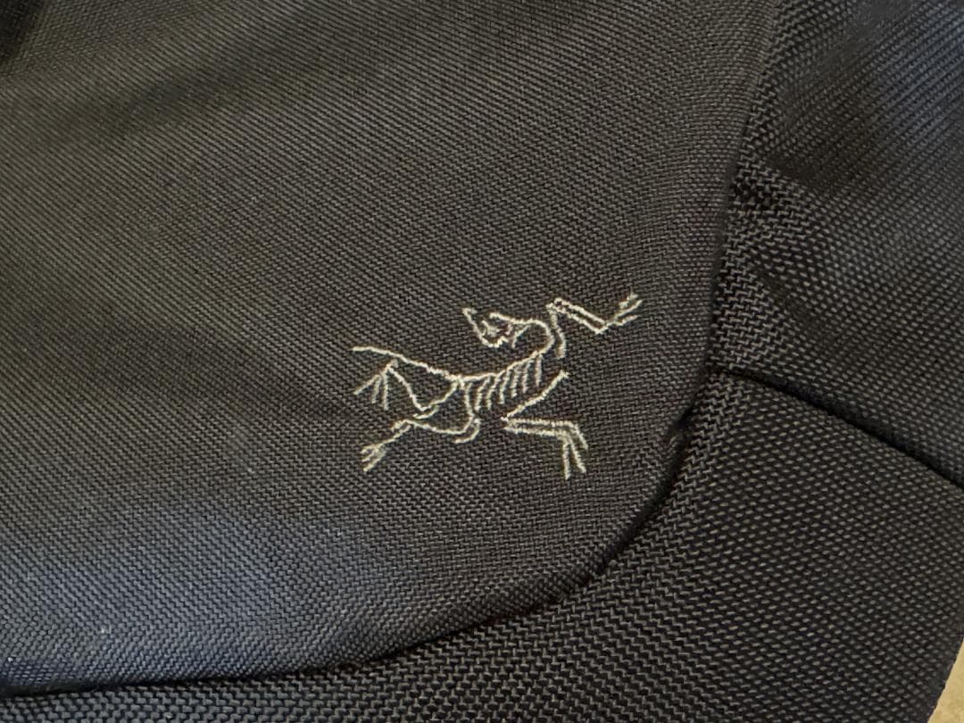 ◆希少品 ARC’TERYX アークテリクス メッセンジャーバッグ◆