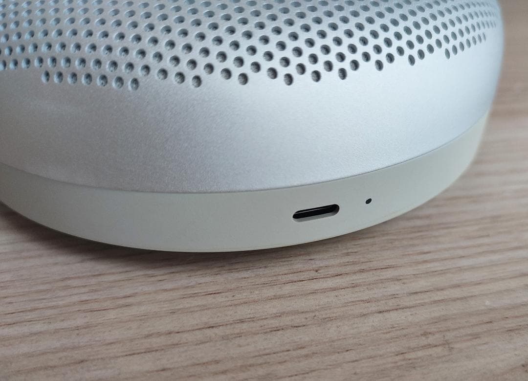 B&O スピーカー Beosound A1 2nd グレーミスト Olufsen