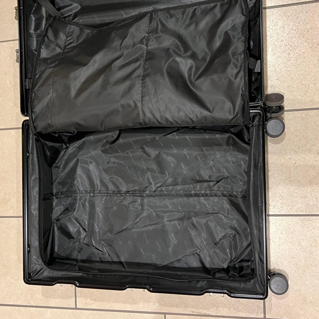 シルバー リブデザイン キャリーケース Lサイズ 95L