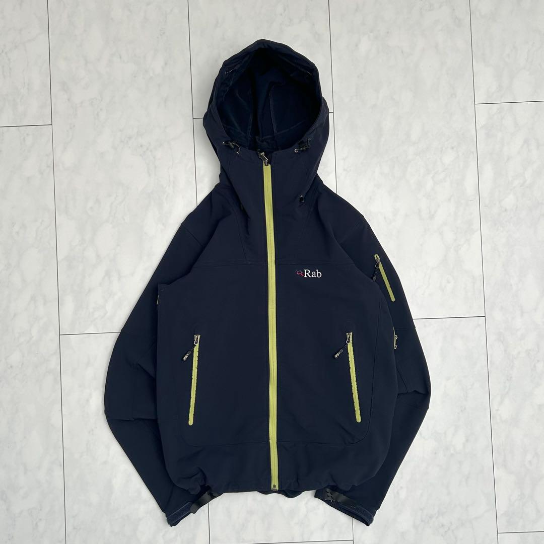 【人気モデル】Rab エクソダスジャケット　ソフトシェル　刺繍　アルパイン　L