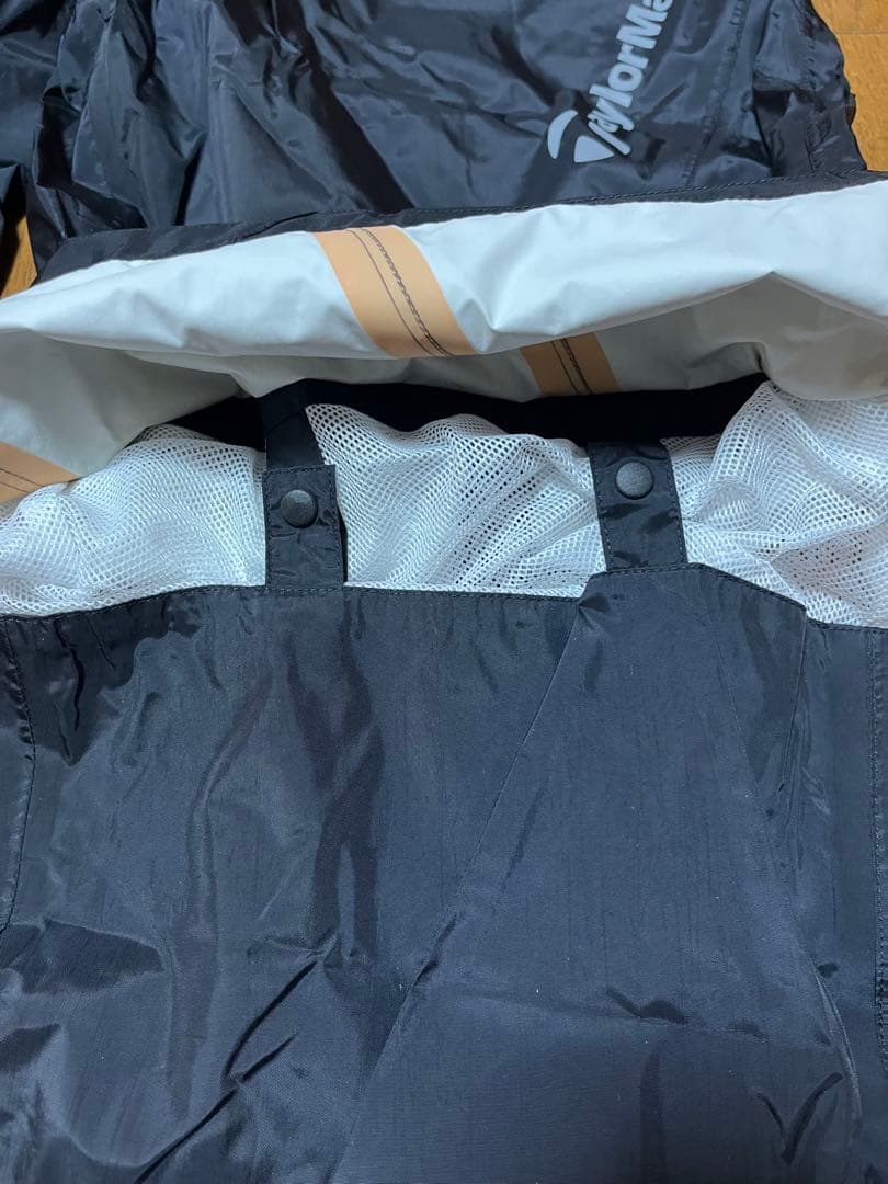 テーラーメイド　ゴルフ　レインウェアセットアップ