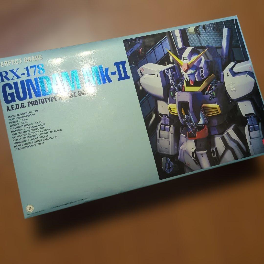 ム*ド様 バンダイ PG RX-178 ガンダムMk-IIエゥーゴ