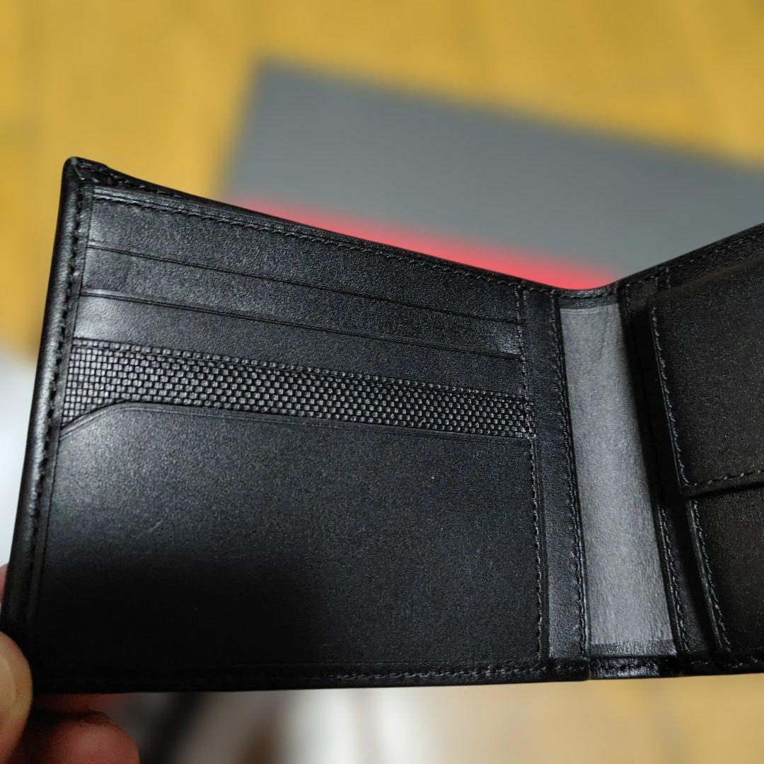 内*和様 『新品』TUMI 二つ折り財布