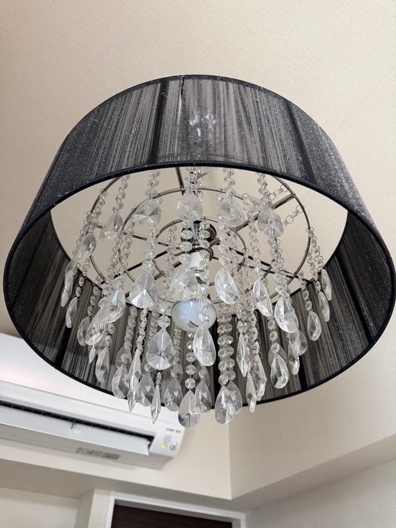 ブラックシャンデリアライト