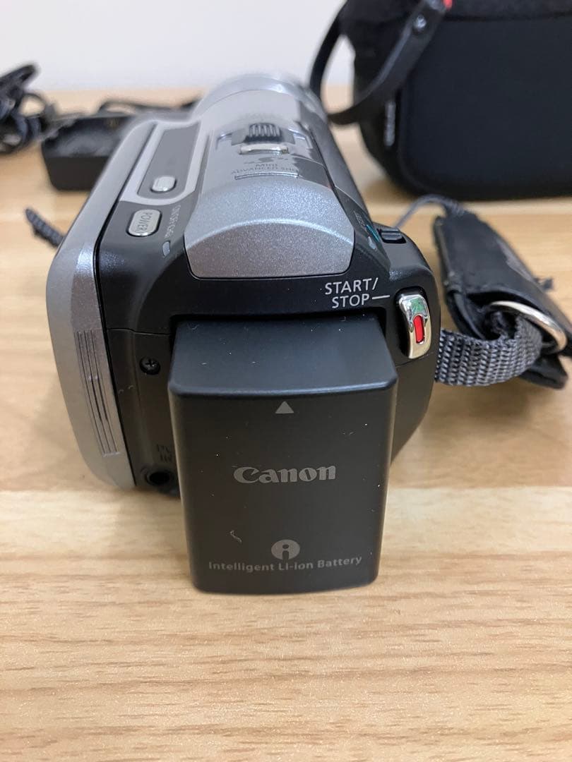 Canon キヤノン iVIS HF M31 ビデオカメラ