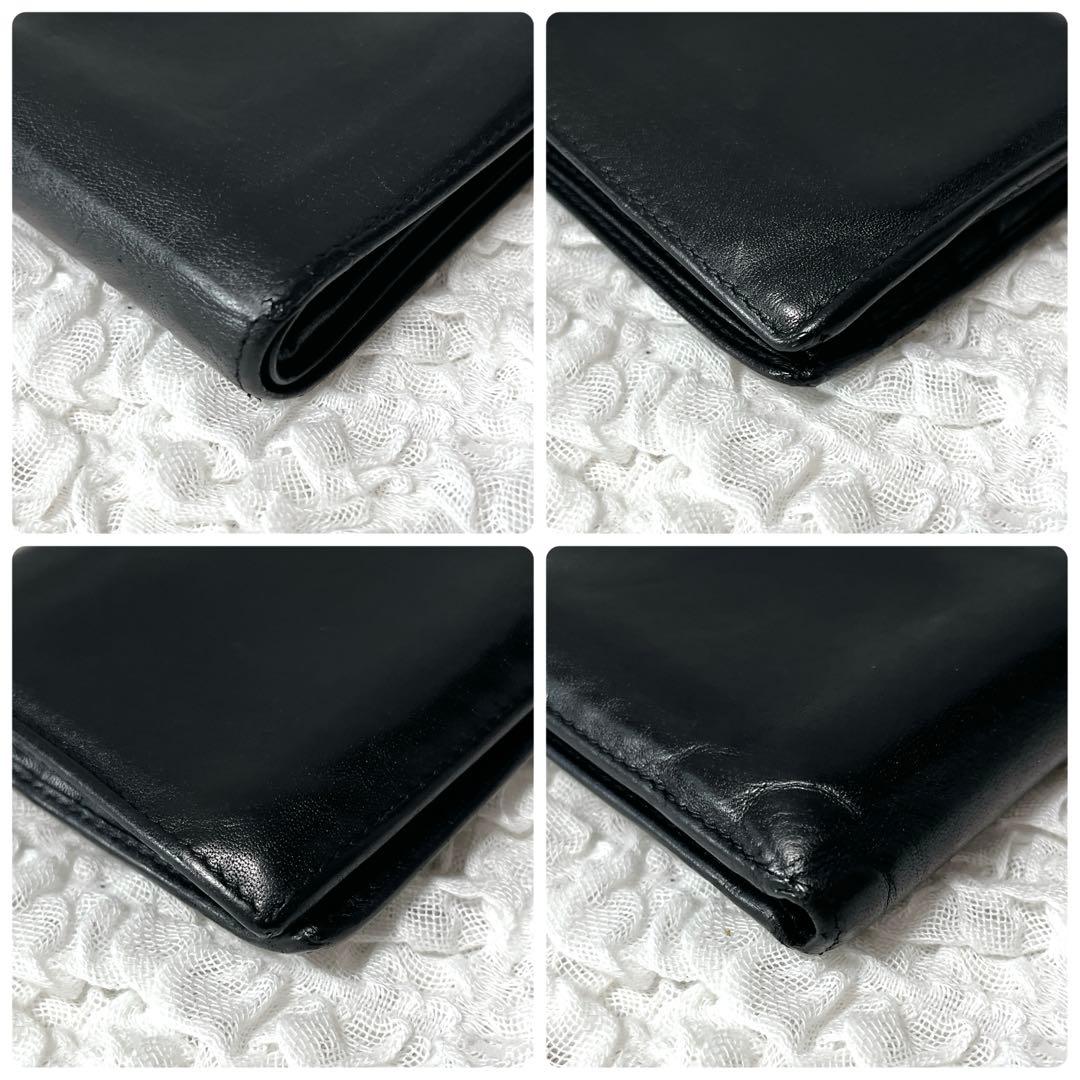 PRADA 黒 二つ折り財布 レザー　プラダ　コンパクト　ウォレット　小銭入れ付