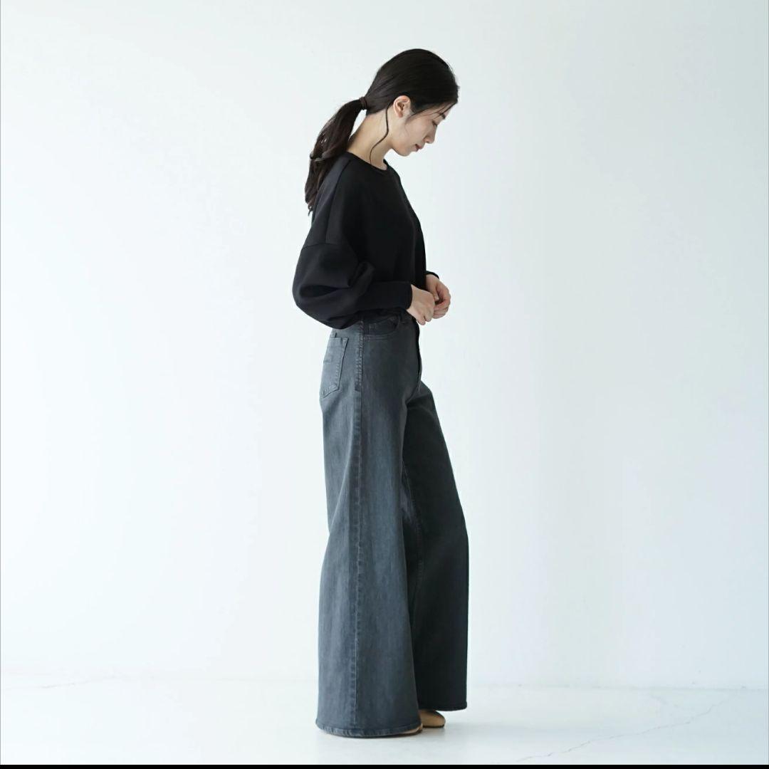 新品タグ付き✨ヤヌーク ワイドフレア デニム ブラック 新木優子さん着用モデル
