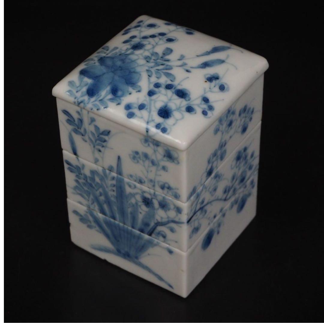 送料無料　江戸時代 　梅図三段重箱　ｈ12.5×7.5×7.5ｃｍ