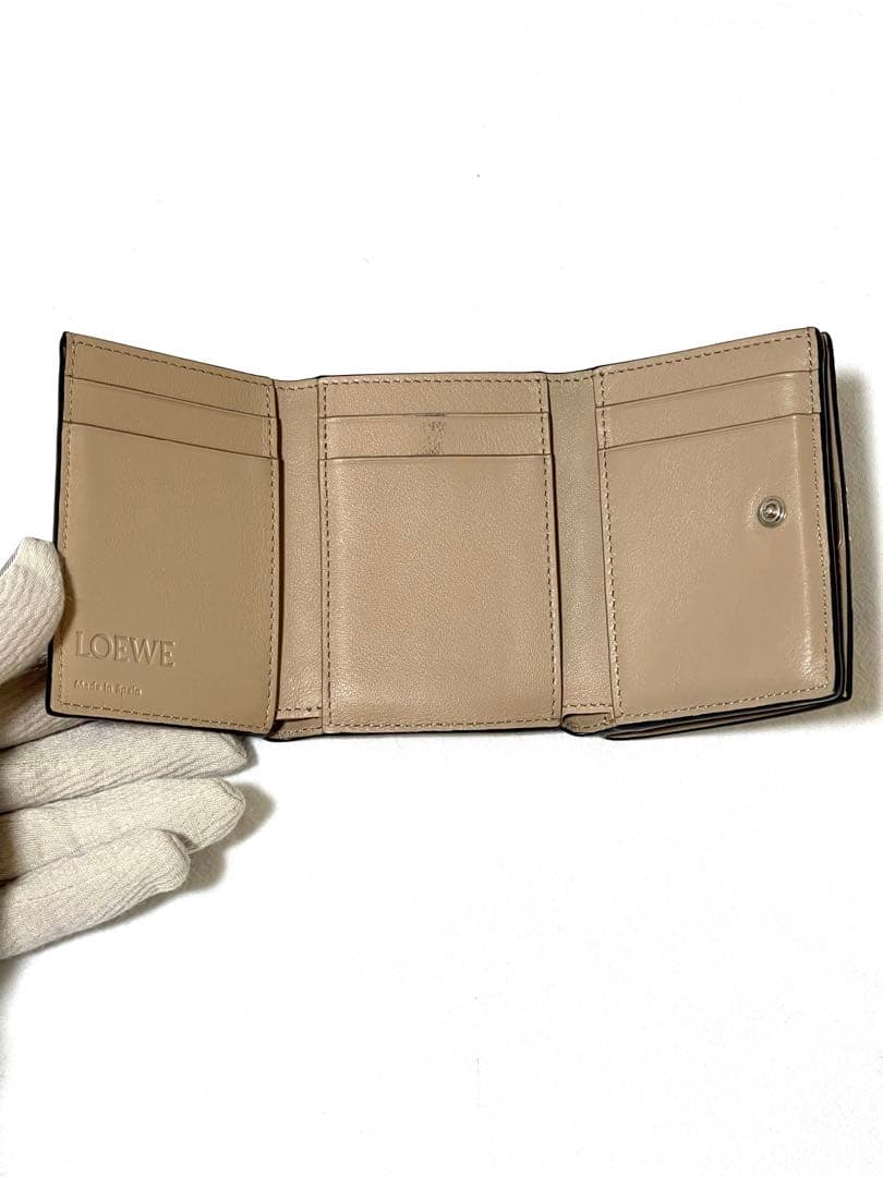 LOEWE ロエベ　トライフォールド　アナグラム　サンド
