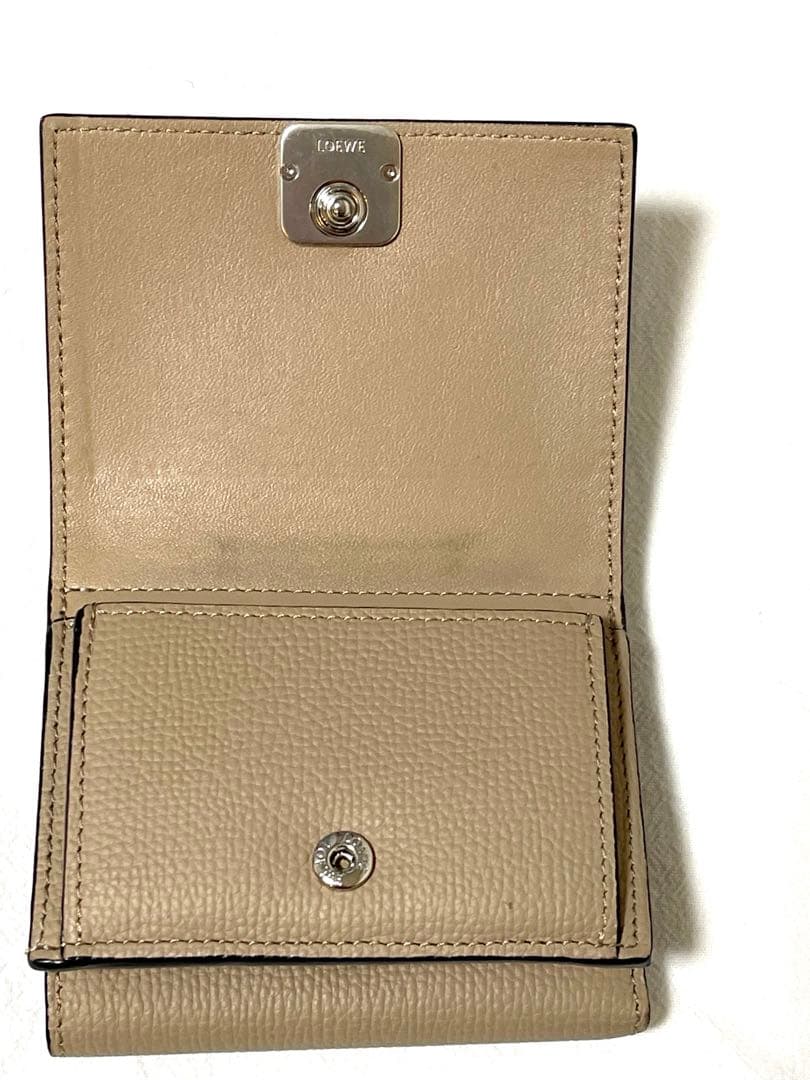 LOEWE ロエベ　トライフォールド　アナグラム　サンド