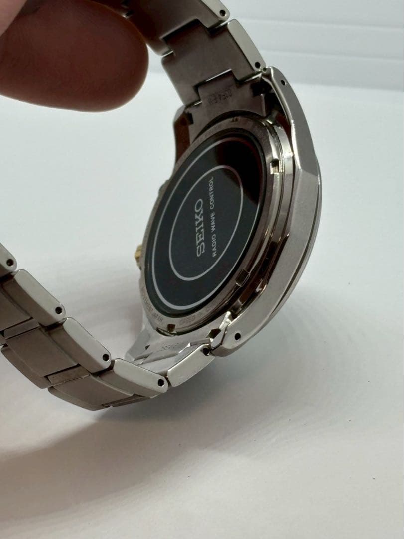 SEIKO セイコー　7B42-0AM0 腕時計 チタン ソーラーメンズ