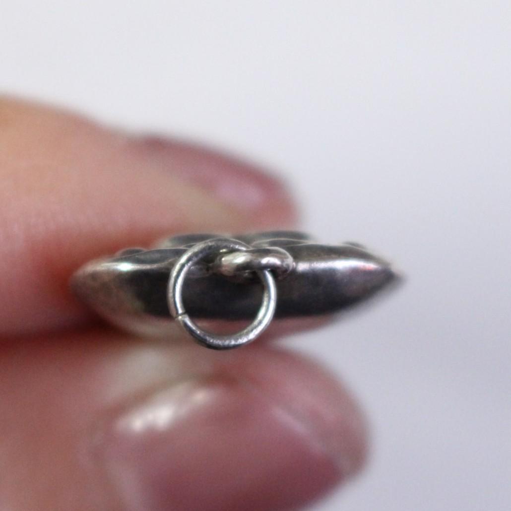 40s　スウィートハートジュエリー　WW2　シルバー チャーム　波　渦巻　唐草