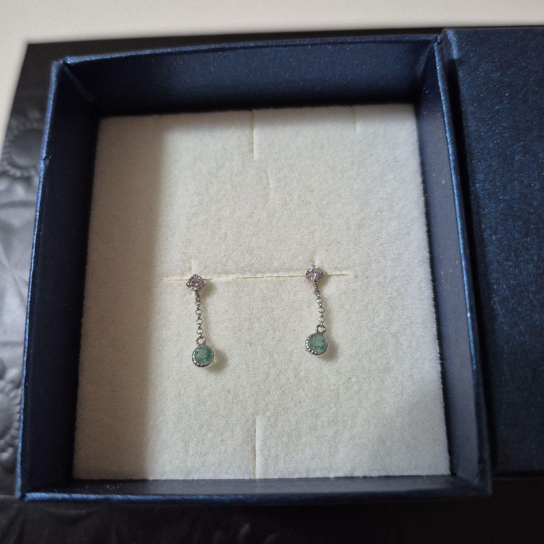 festaria エメラルド ピアス k10WG