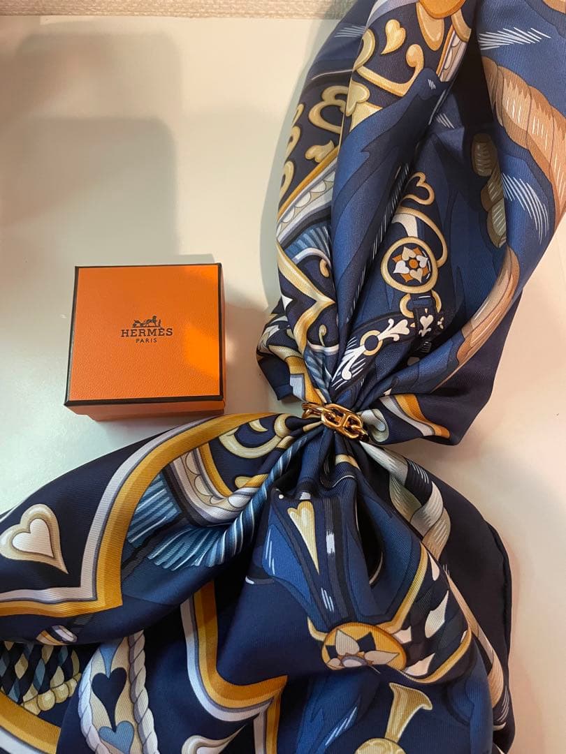 <明子> HERMESエルメス シェーヌダンクル スカーフリング