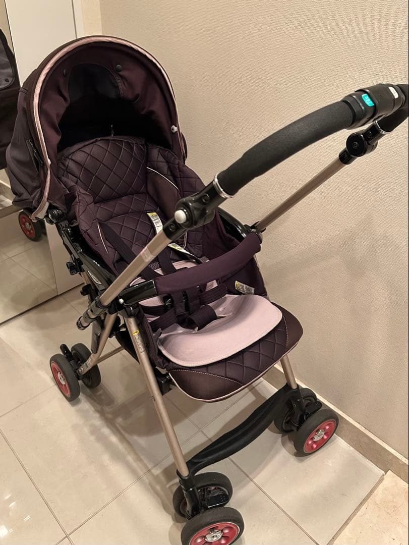 コンビ　ベビーカー　ブラック