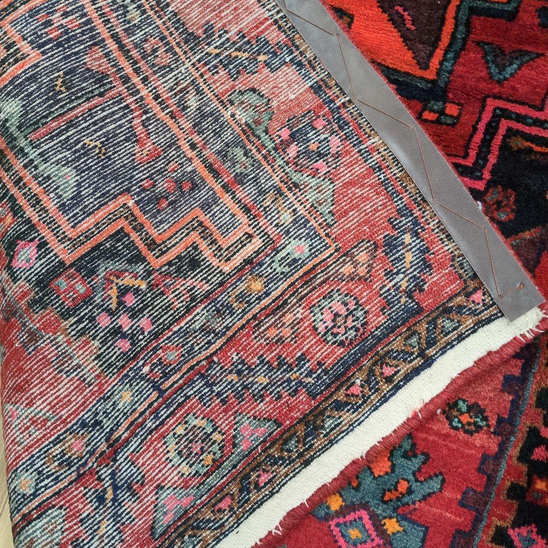 ペルシャ絨毯 267x140 手織り 美術品 草木染 ハマダン産クリーニング済み