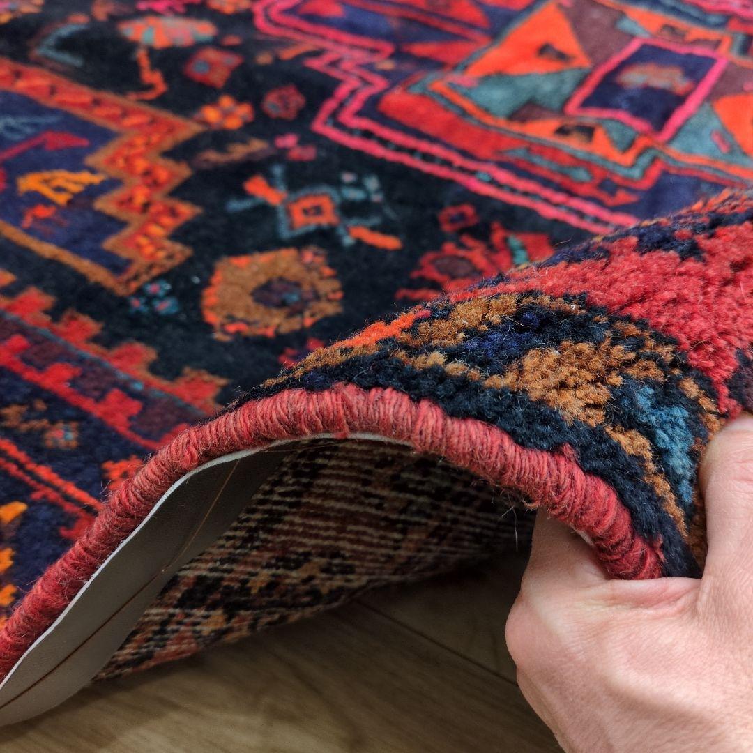 ペルシャ絨毯 267x140 手織り 美術品 草木染 ハマダン産クリーニング済み