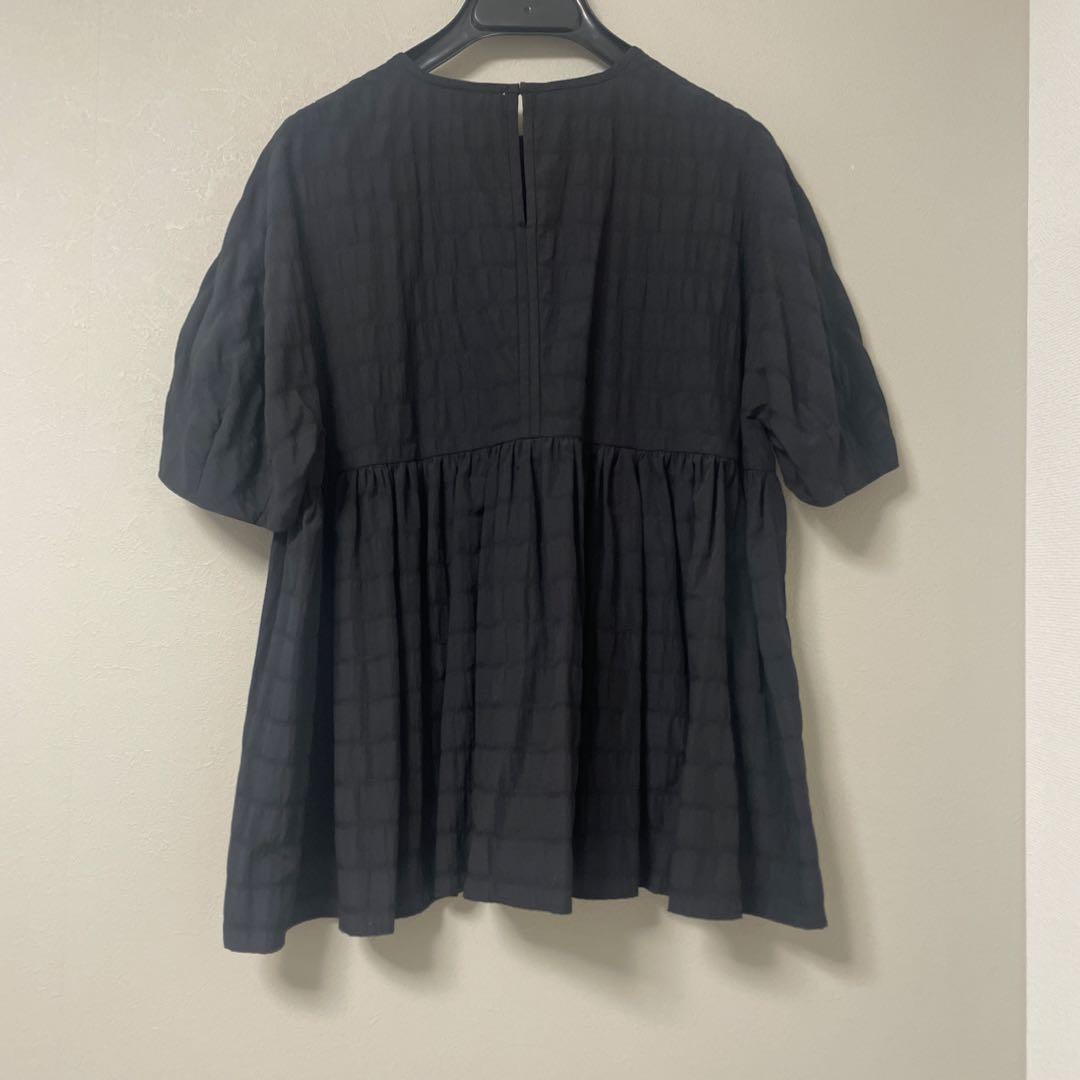 専用！Ballseyの黒の素敵なブラウス　プルオーバー