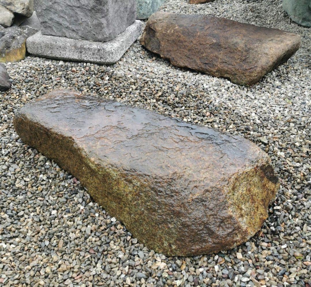 鞍馬石　54キロ　庭石　石　石材　庭 坪庭　ガーデニング　置物　オブジェ