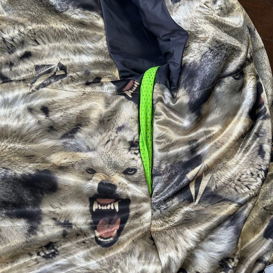 Volcom　ボルコム　スノーボードジャケット スノボウェア　スキーウェア　M