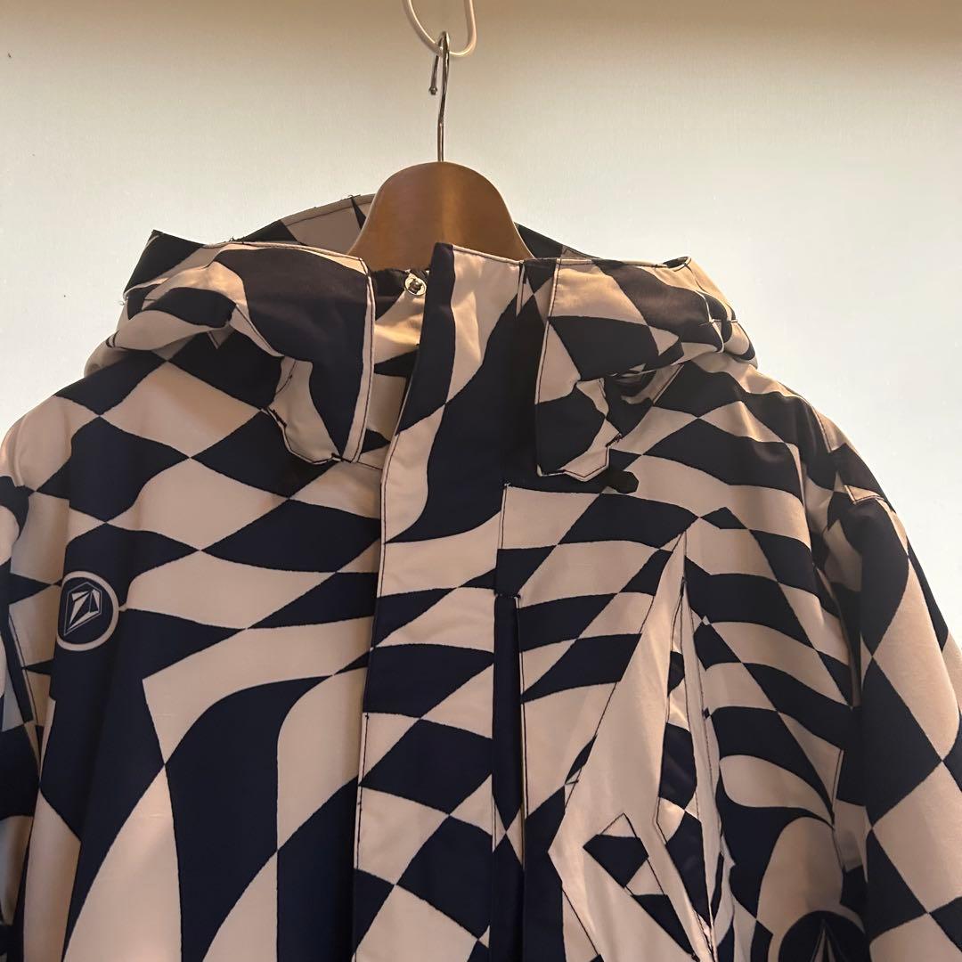 Volcom　ボルコム　スノーボードジャケット スノボウェア　スキーウェア　M