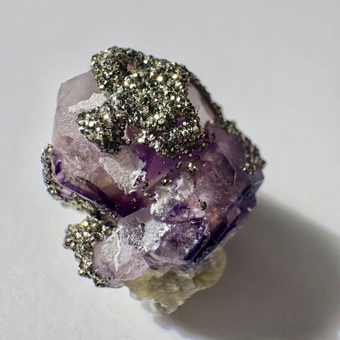 519 中国 内モンゴル産 レアタイプ フローライト&パイライト