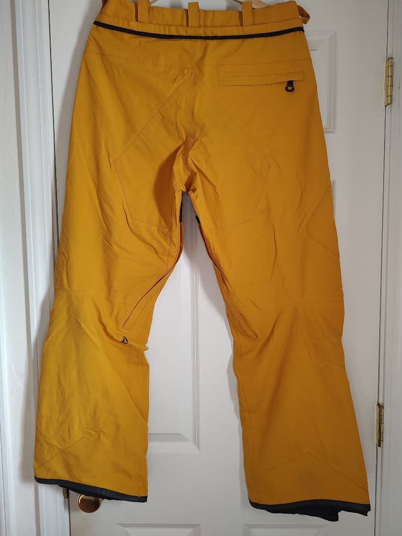 VOLCOM スノーボードパンツ イエロー　GORE-TEX