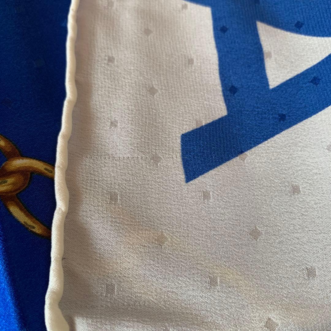 CHANEL　シャネルスカーフ　ココマーク マドモアゼル　絹100%