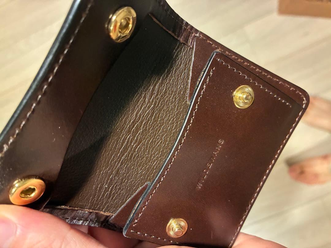 ワイルドスワンズ　タング　チョコ　サドルレザー