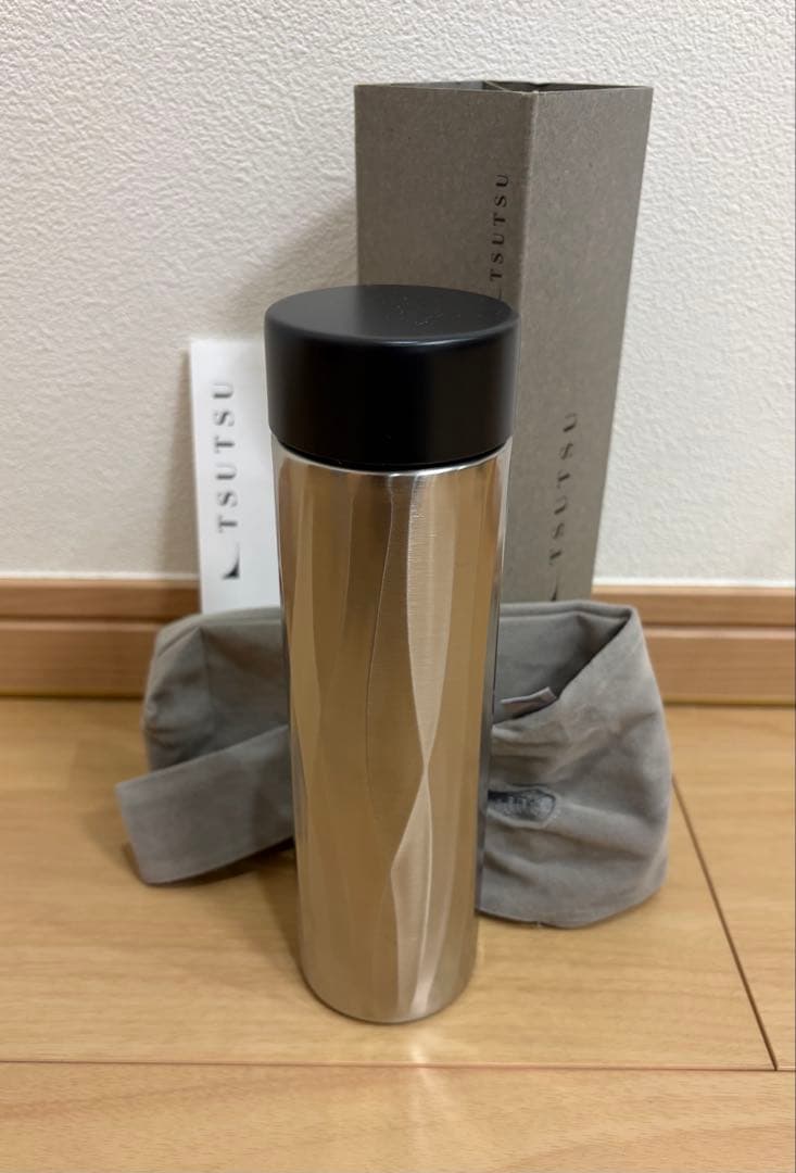 新品 TSUTSU ステンレスタンブラー　水筒　270ml Streamline