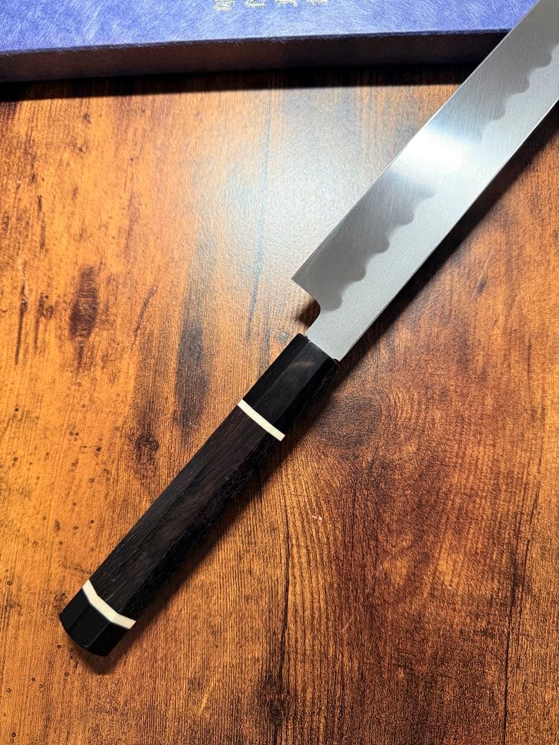 【堺打刃物】　祥太郎作　刺身 柳刃　本焼　白鋼　尺　鏡面　包丁　黒檀水牛八角柄