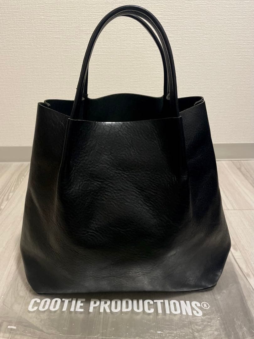 バッグ COOTIE PRODUCTIONS / LEATHER TOTE BAG