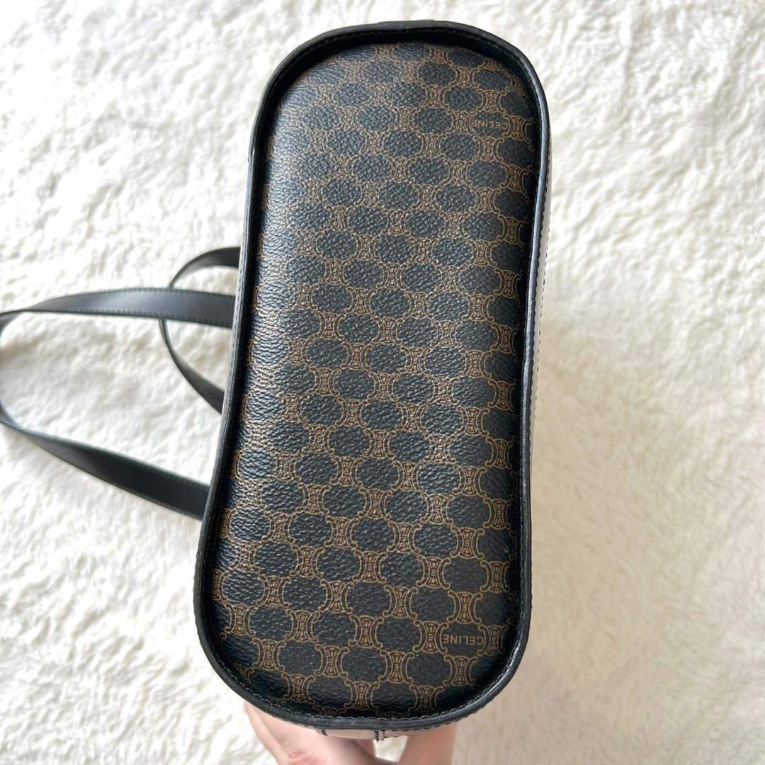 美品 CELINE 黒マカダム トリオンフ PVC バケツ型 トートバッグ