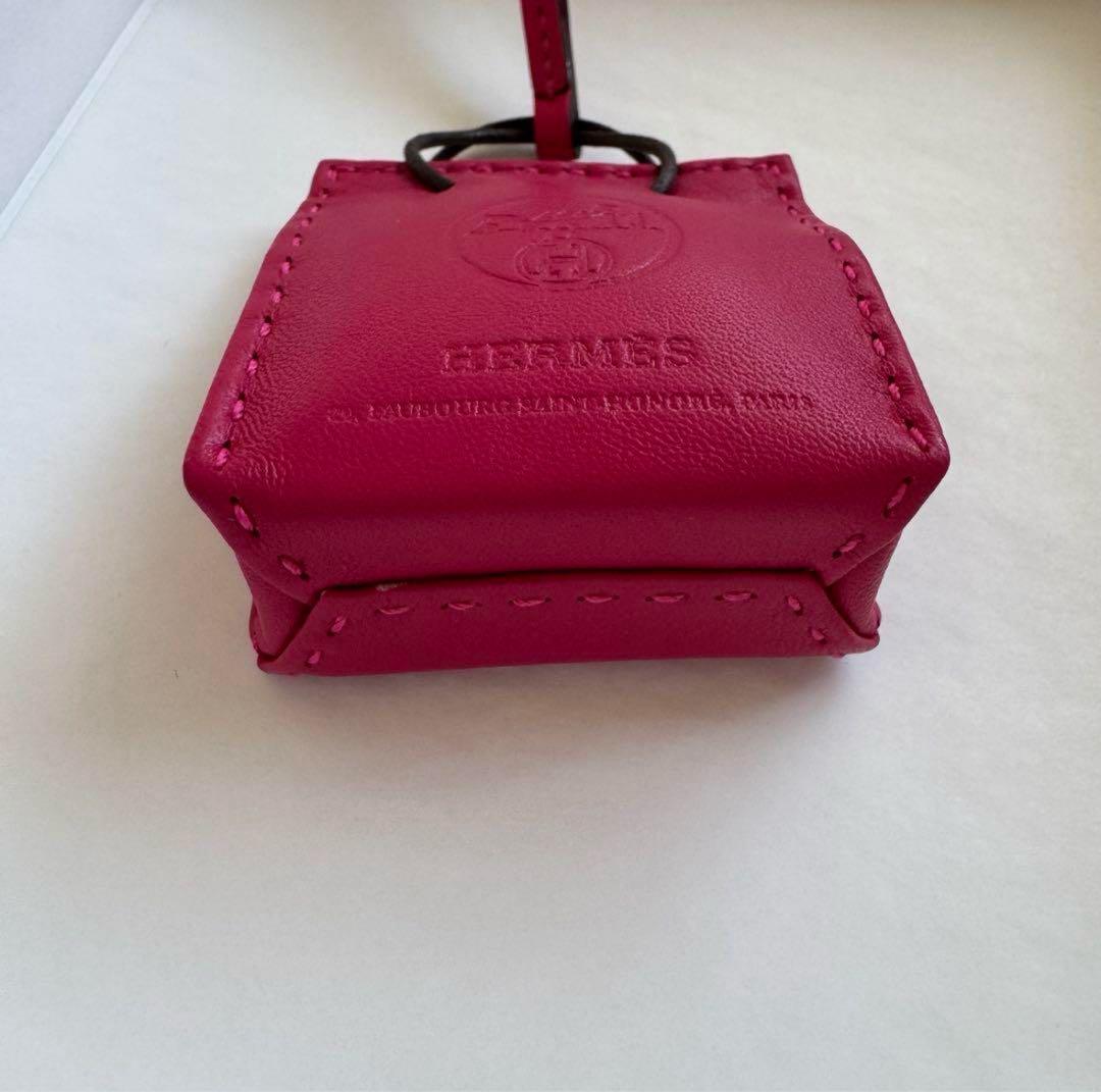 【新品未使用】HERMES チャーム サックオランジュ ピンク ローズメキシコ