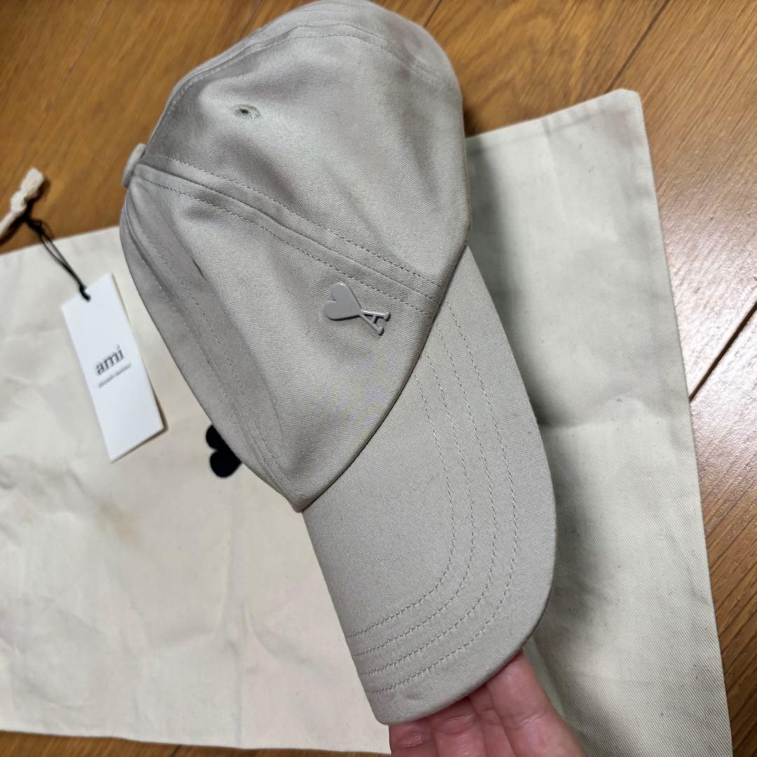 【保存袋付き】AMI PARISベージュ キャップ　帽子　アミパリス