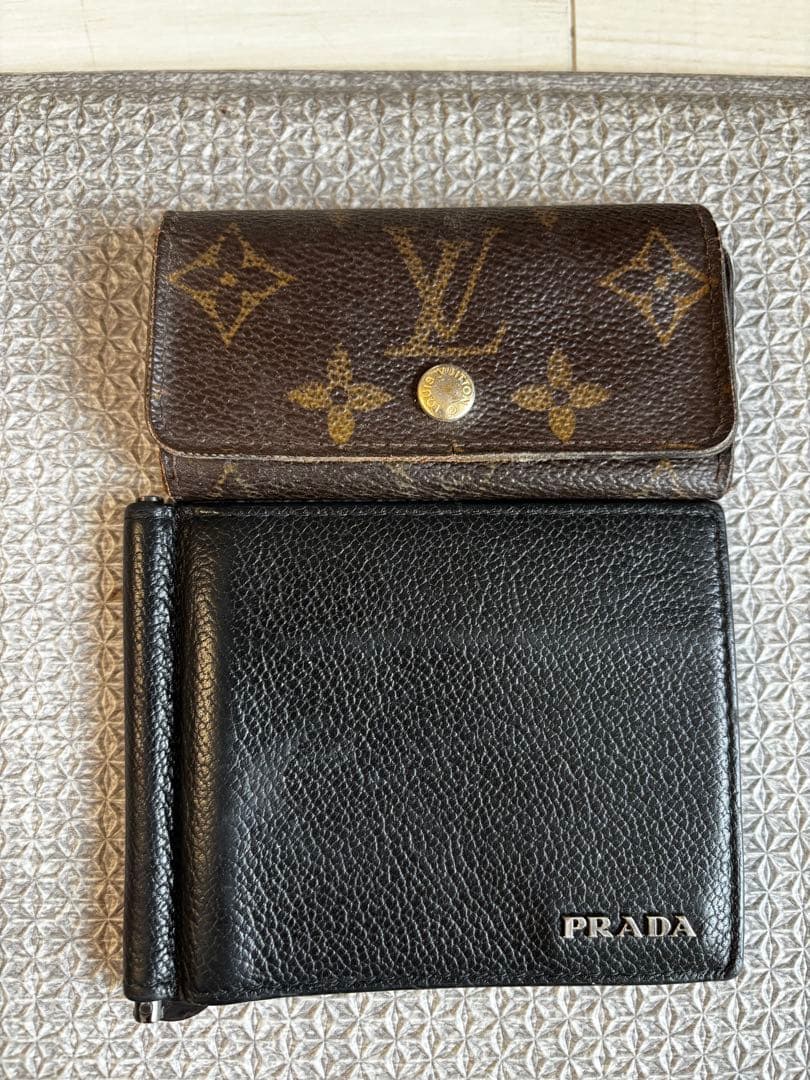 PRADA マネークリップ　財布　+オマケ