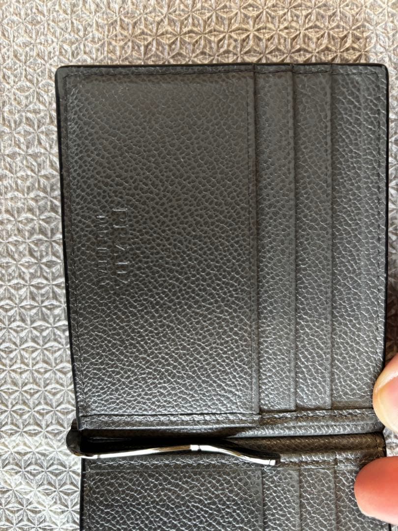 PRADA マネークリップ　財布　+オマケ