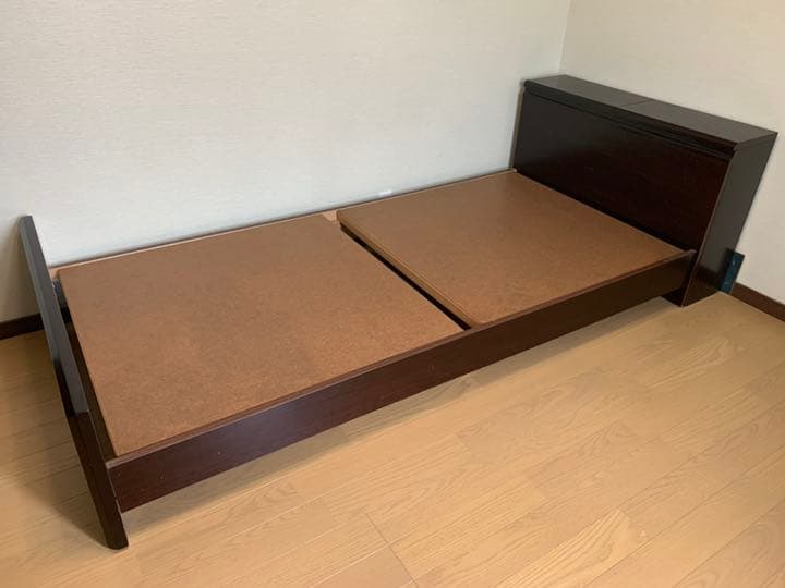 高級ブランド　年数あり　ベンリな物入れ棚、フタ付き　198x95x64