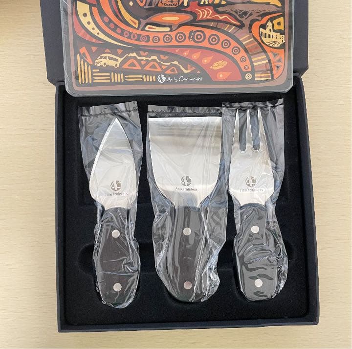 南アフリカの食器とガラスのプレート inドバイ万博