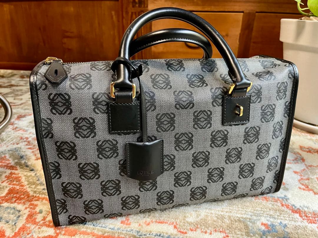 LOEWE ボストンバッグ＊アナグラム