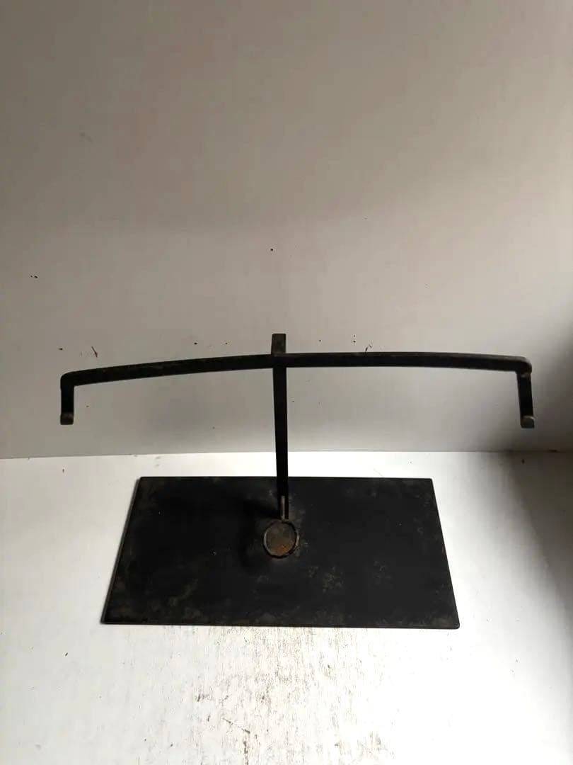 566 骨董 アンティーク アフリカ ナイジェリア アンガス族 貨幣 鉄製 希少