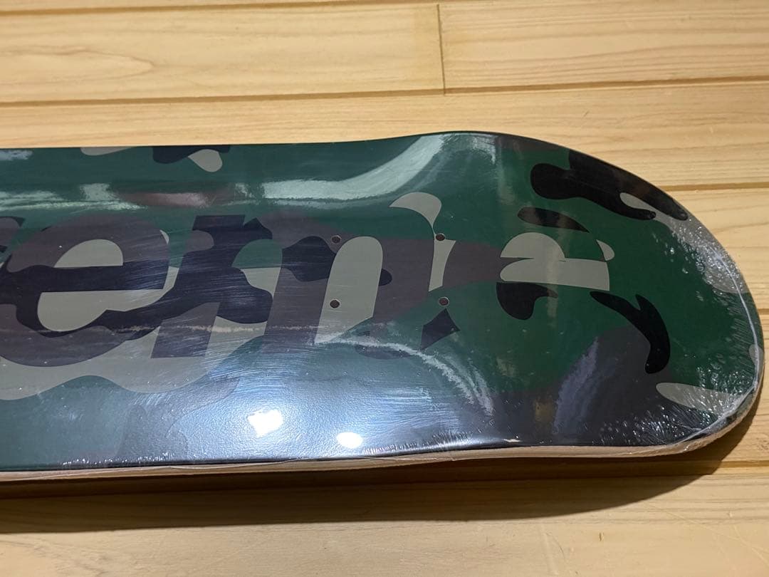 未開封　Supreme カモフラージュ スケートボードデッキ　迷彩