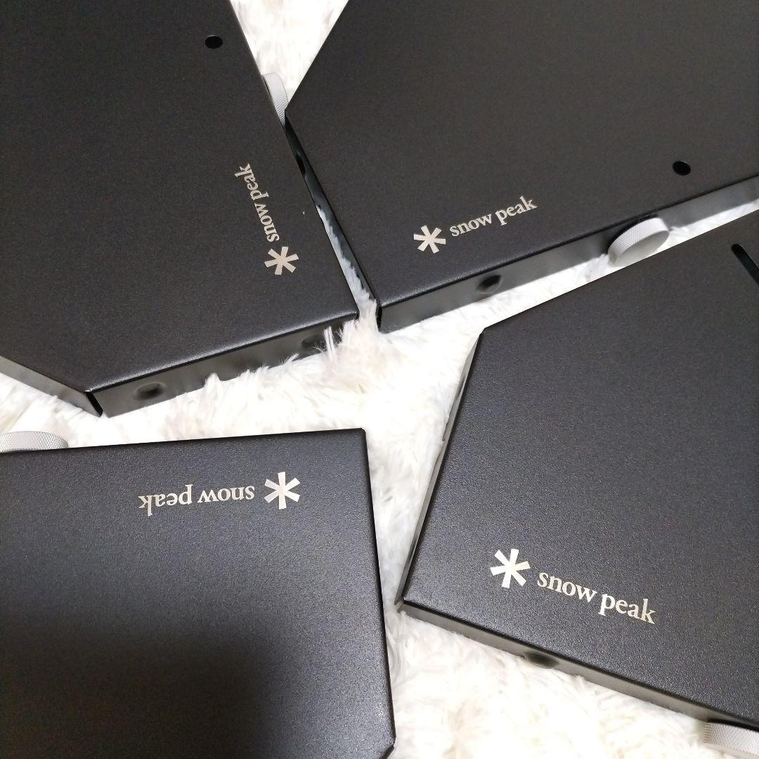 【ほぼ未使用】 peak 焚き火テーブル　ジカロテーブル　ブラック