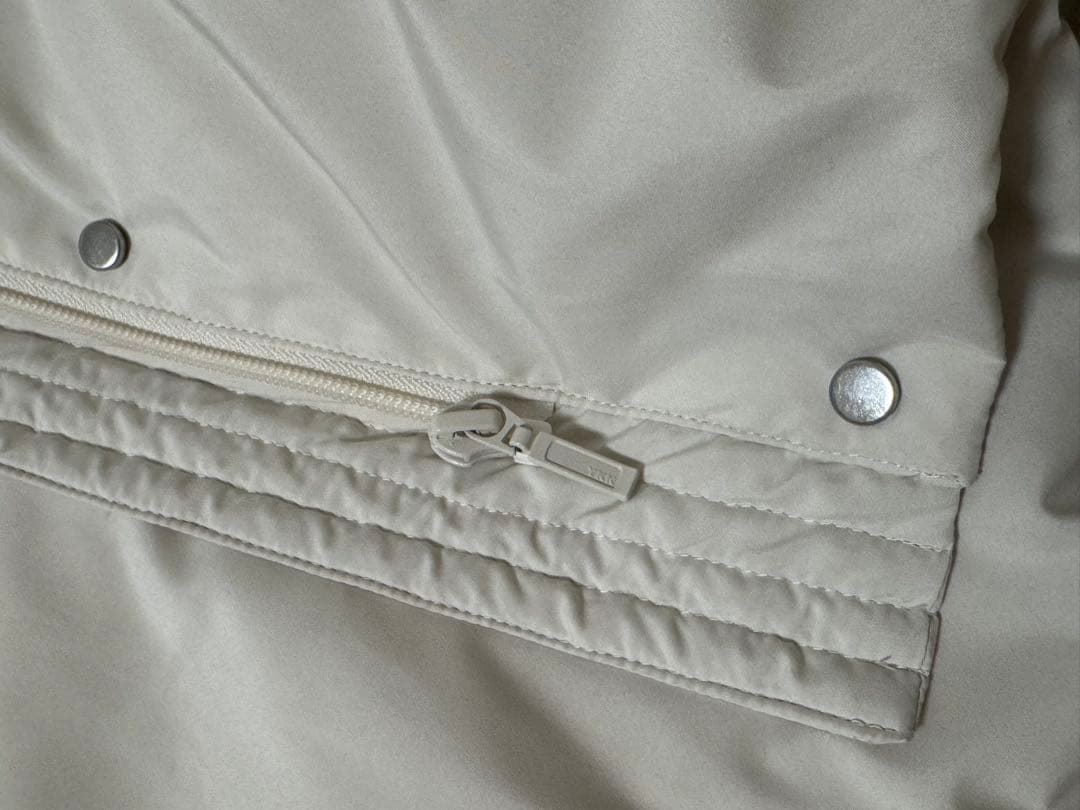 スタンドカラーダウン　S オフホワイト