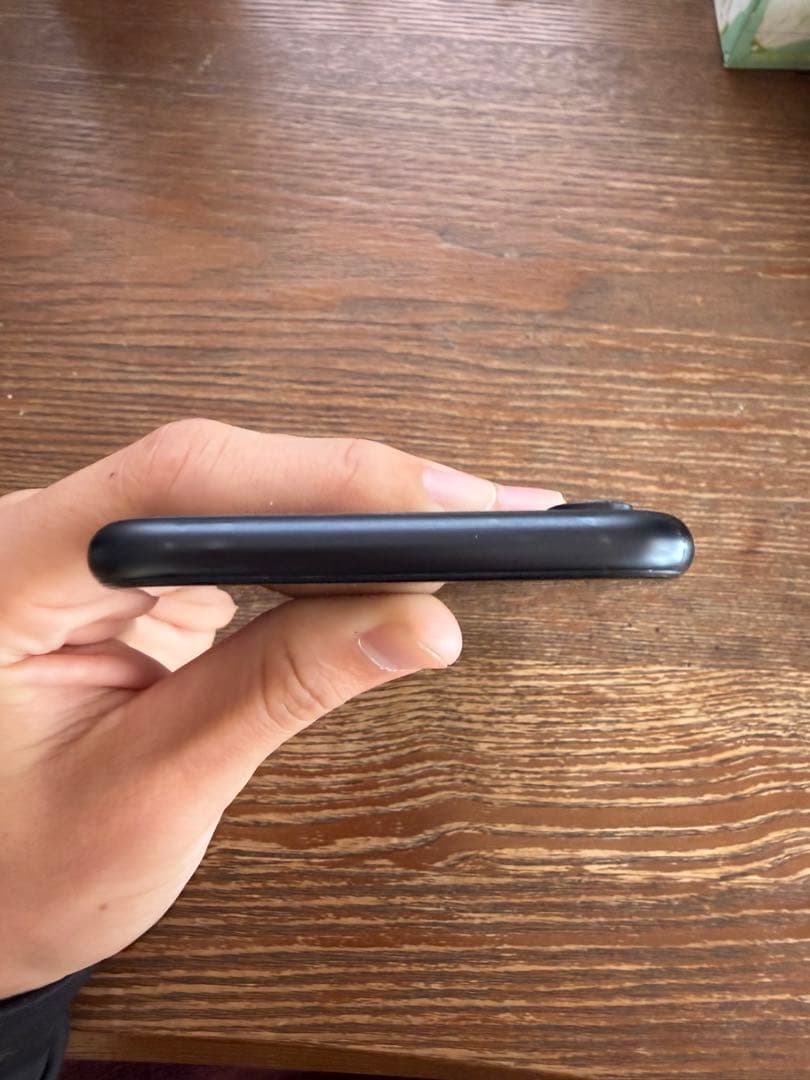 iPhone 10 R 本体 美品