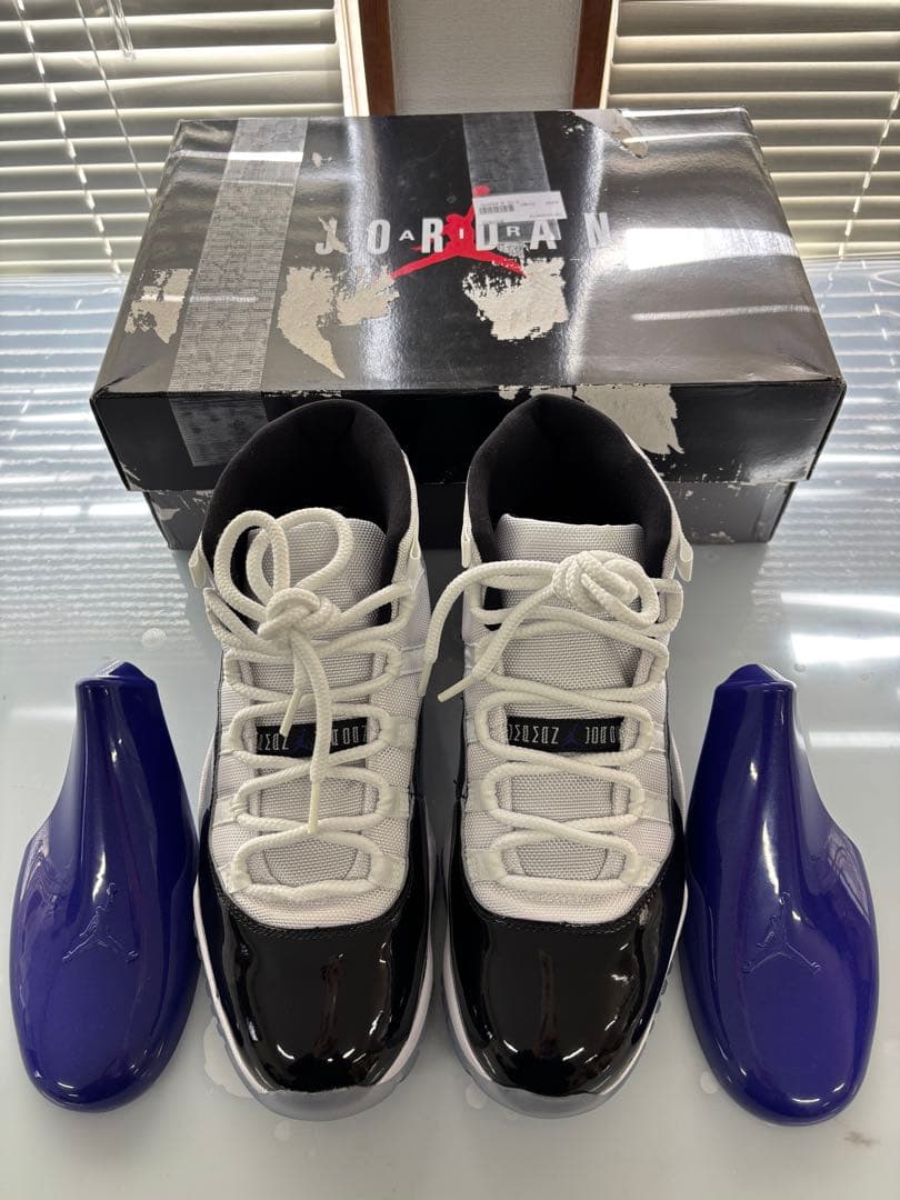 シューズ(男性用) NIKE AIR JORDAN11 RETRO